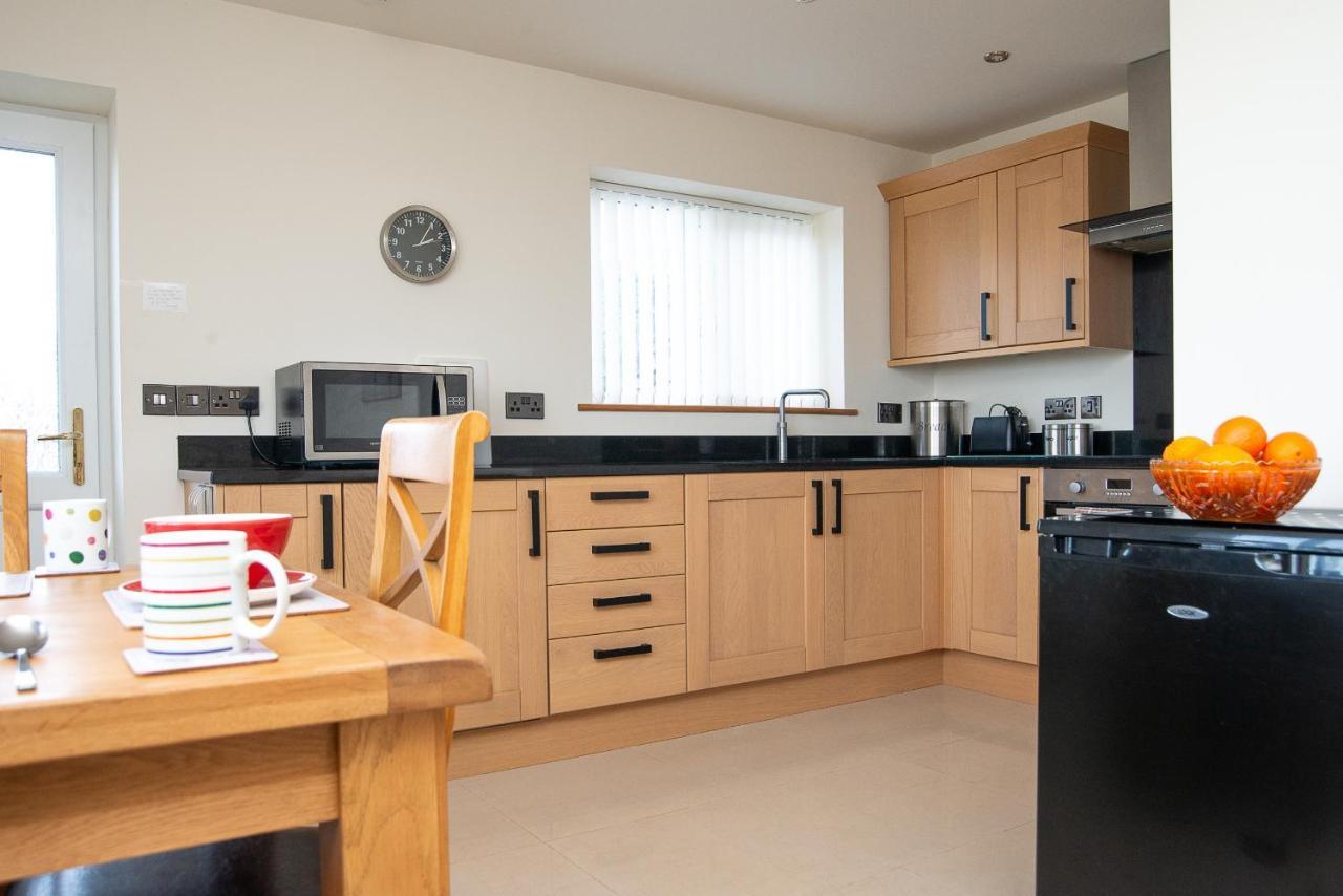 Finest Retreats - Sea Views Cottage Prestatyn Luaran gambar
