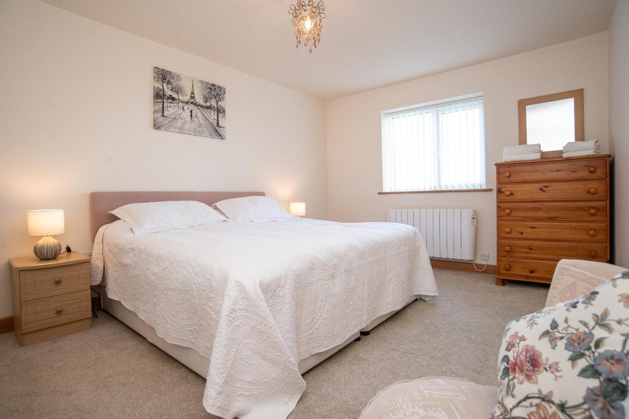 Finest Retreats - Sea Views Cottage Prestatyn Luaran gambar