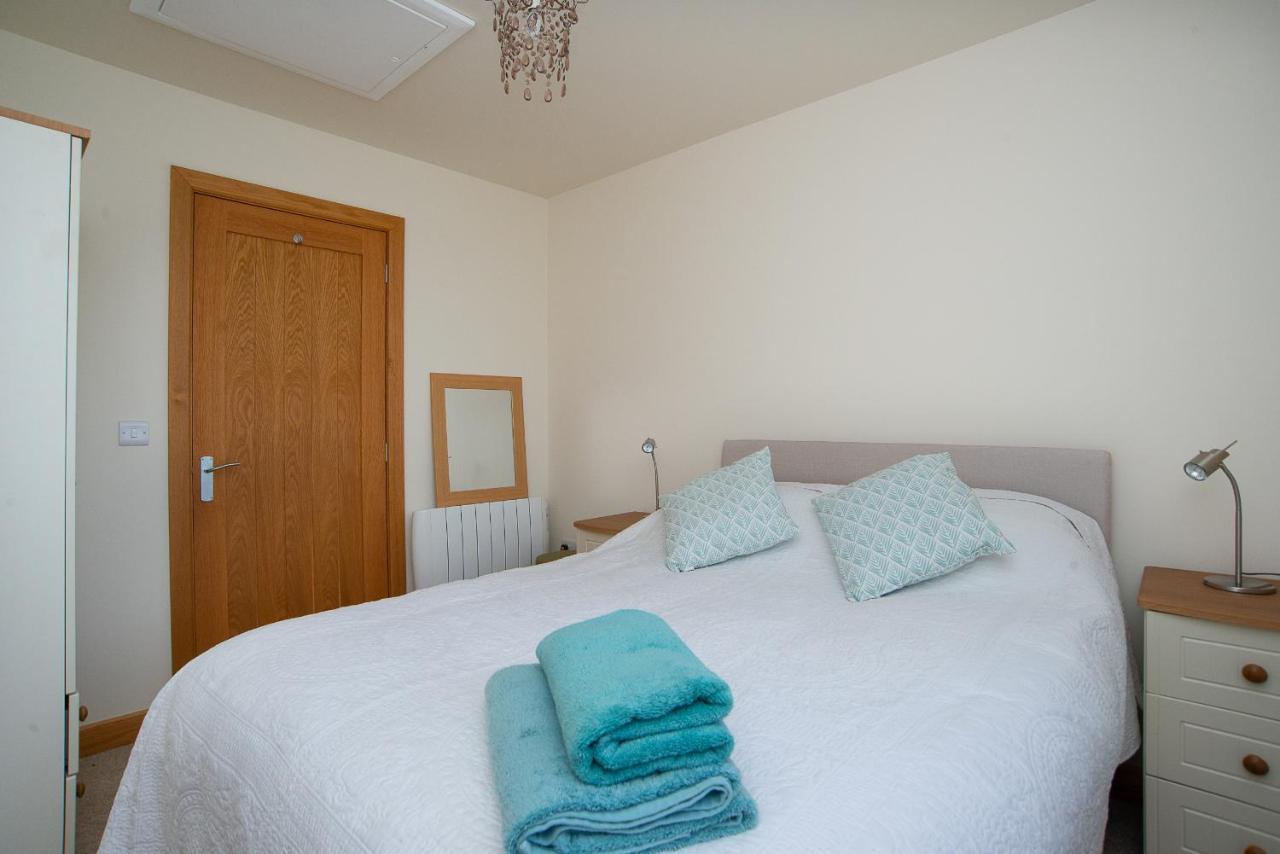 Finest Retreats - Sea Views Cottage Prestatyn Luaran gambar